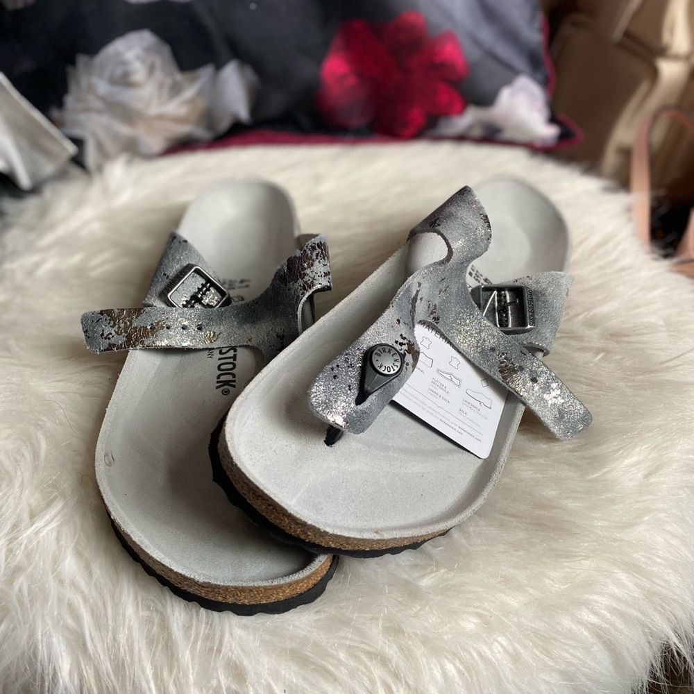 BRAND NEW Birkenstock Gizeh BS Sandal Silver 10